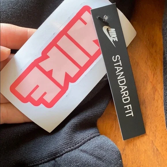 NWT Black nike sweatshirt - Picture 3 of 4